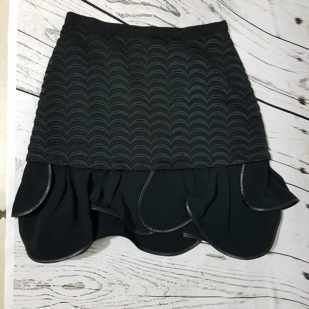 NWT ISSA London Flared Hem Black Skirt